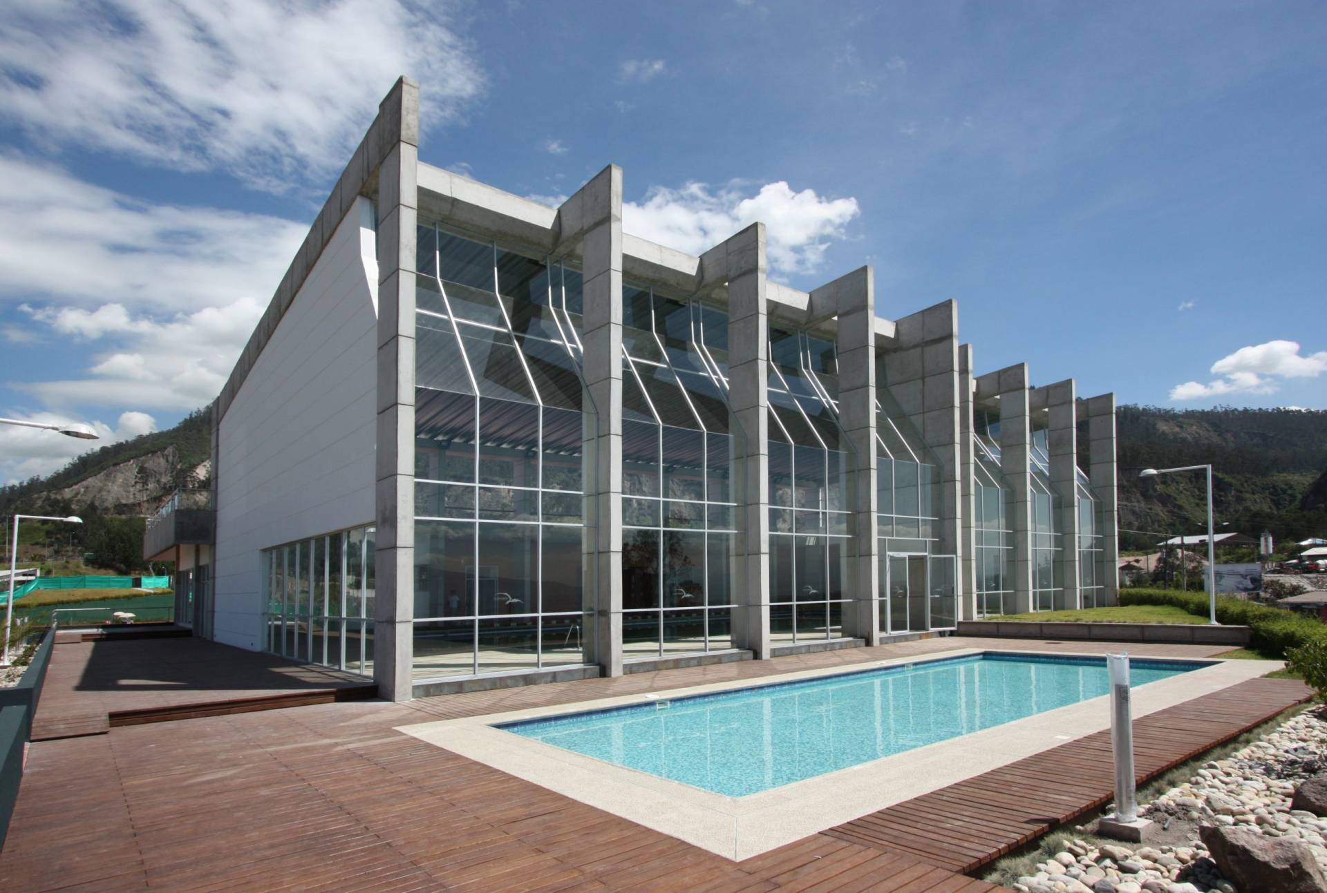 Terravalle Oleas y Asociados Arquitectos