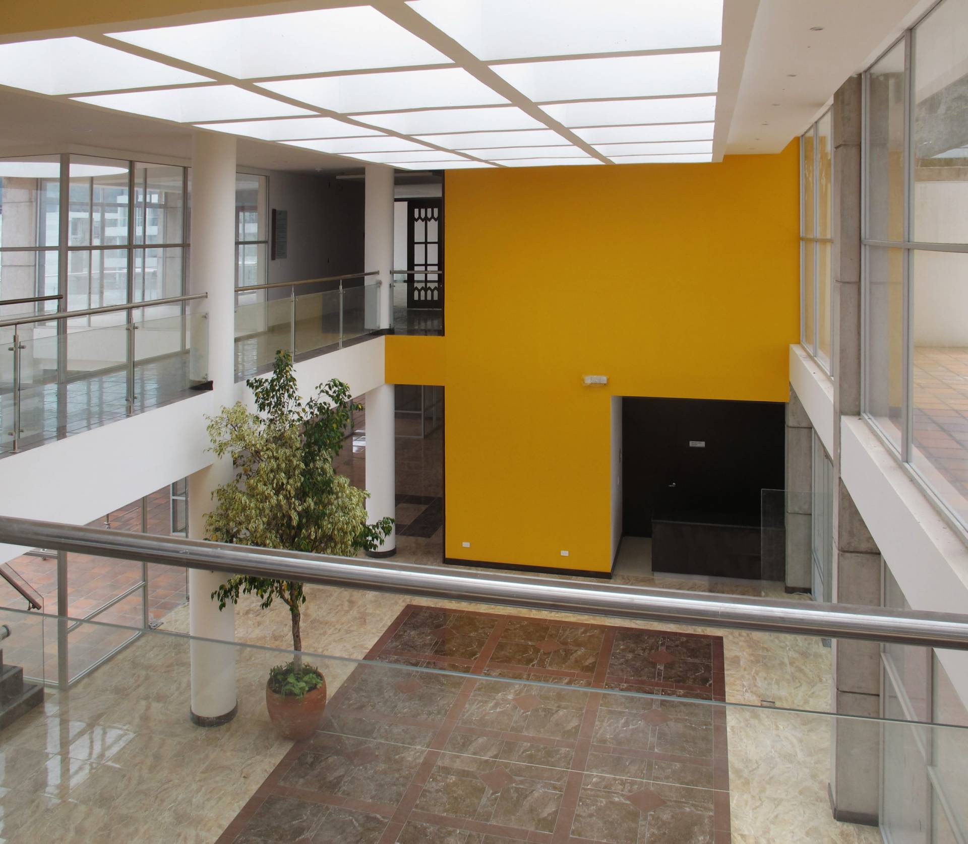 Terravalle Oleas y Asociados Arquitectos